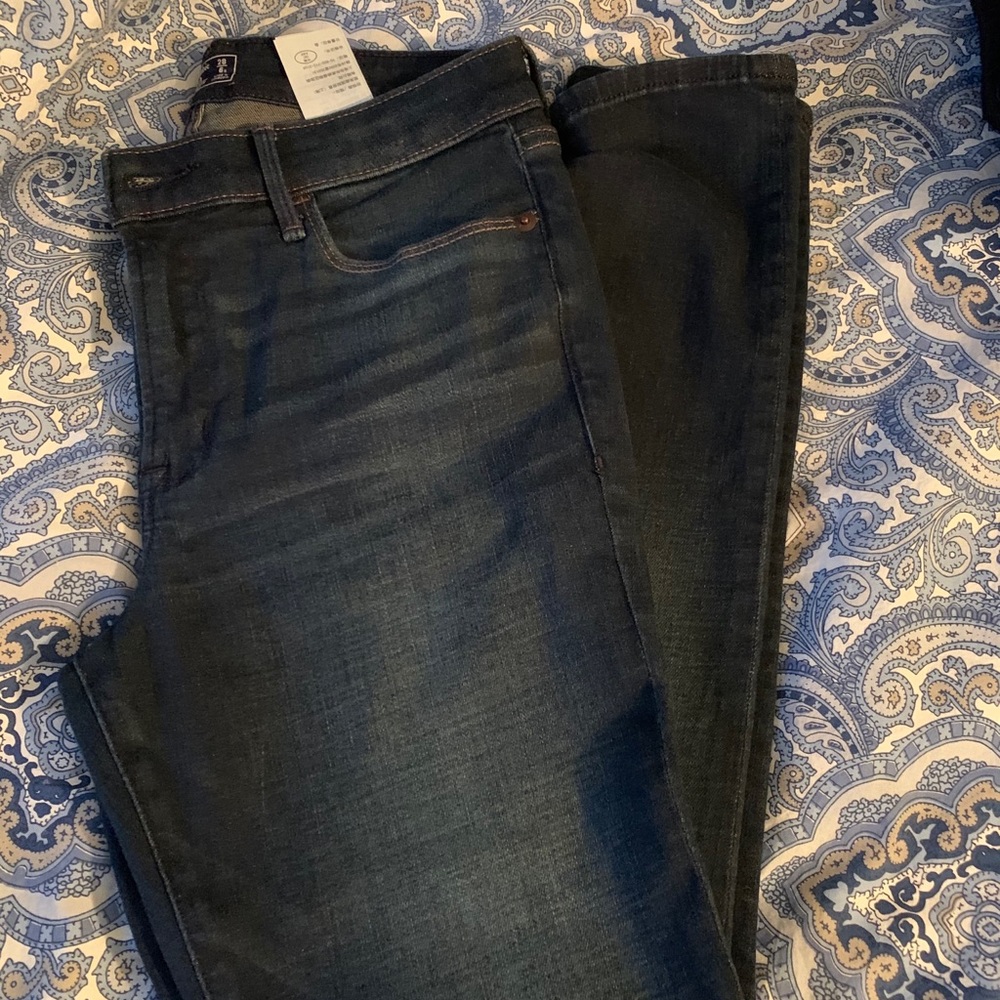 Abercrombie & Fitch skinny jeans size 6 short